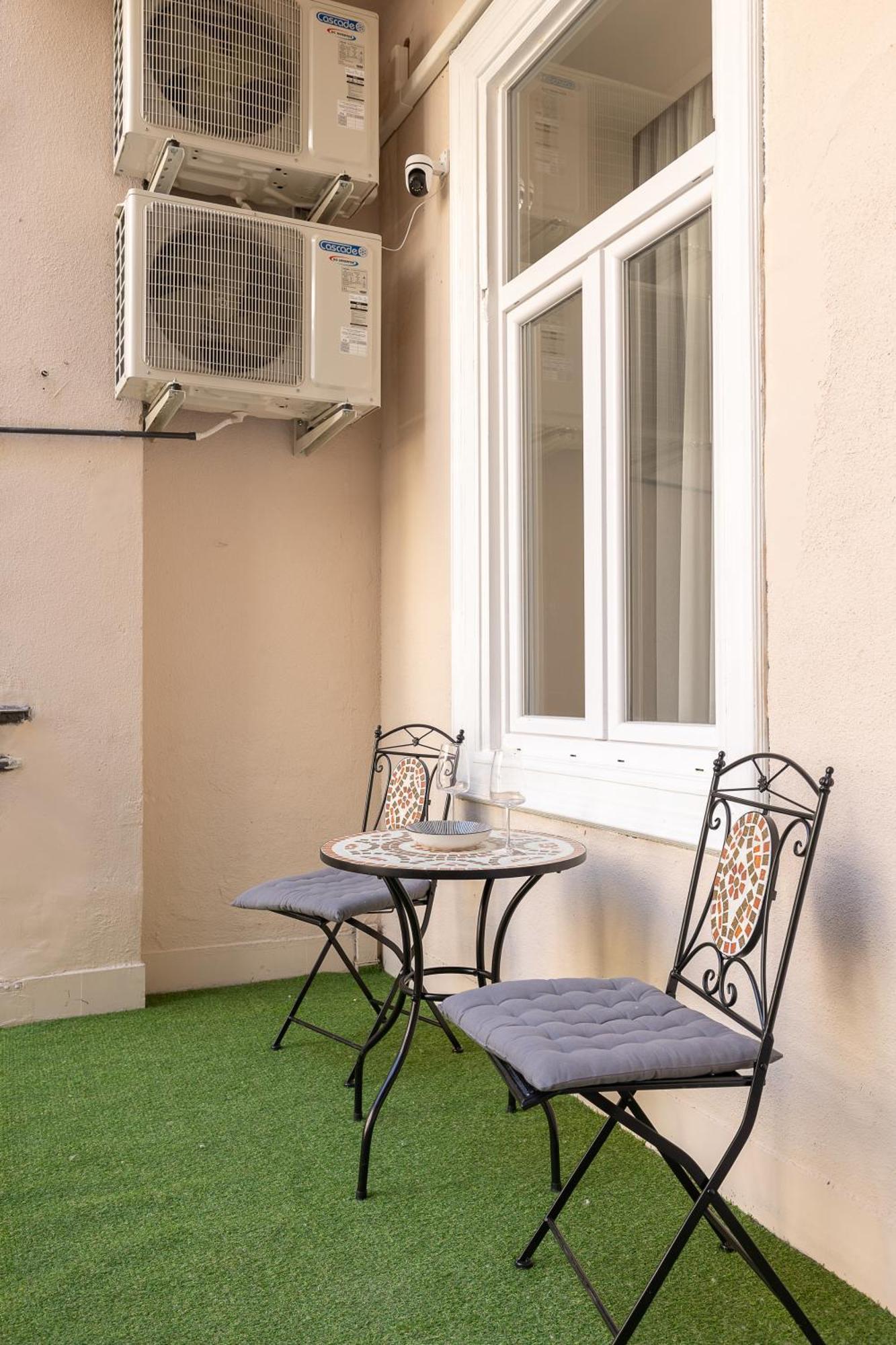 Kobi Luxury Apartment 2 ブダペスト エクステリア 写真